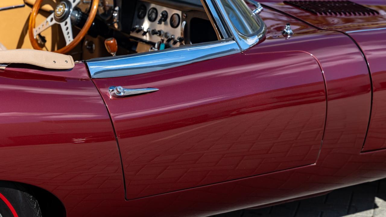 1963 Jaguar E-Type Series 1 3.8 Roadster