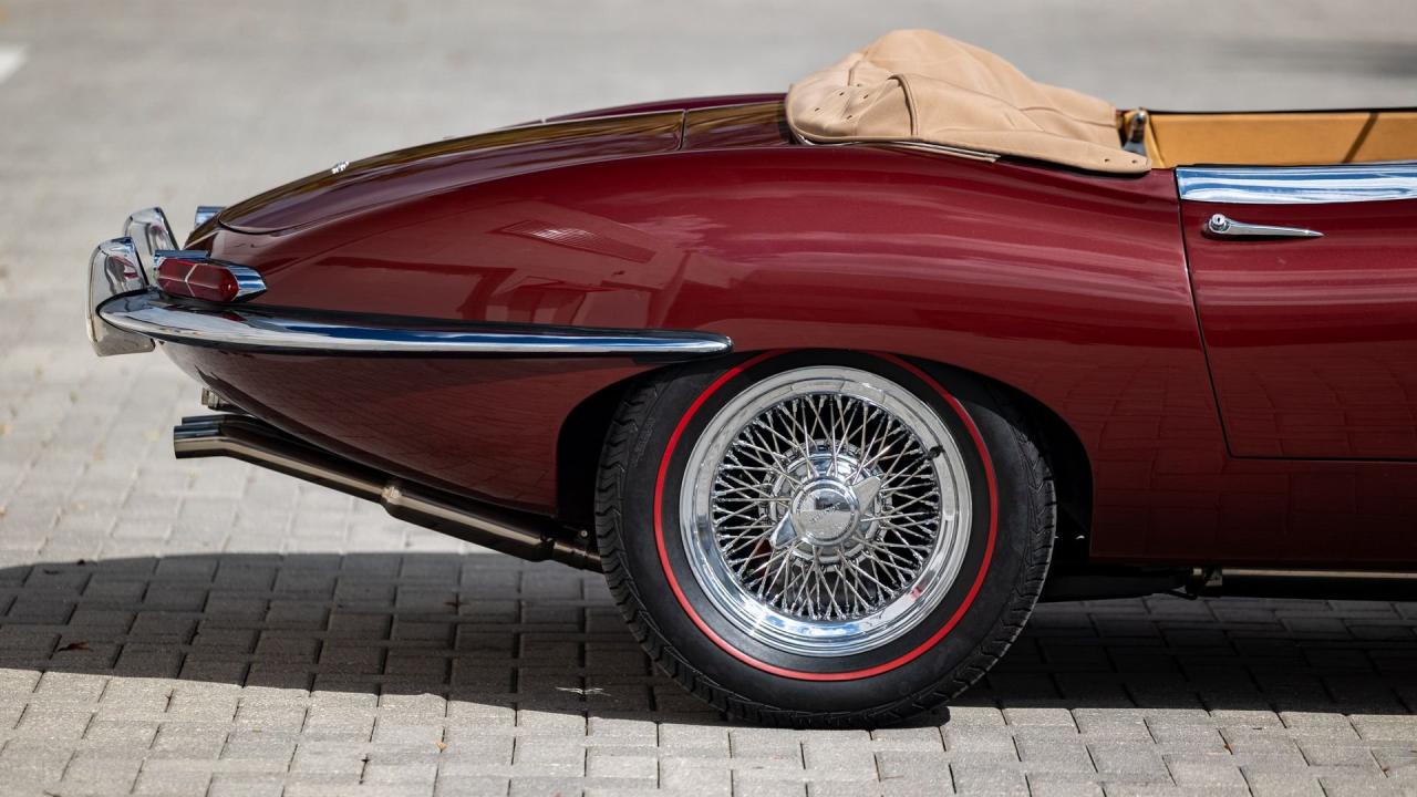 1963 Jaguar E-Type Series 1 3.8 Roadster