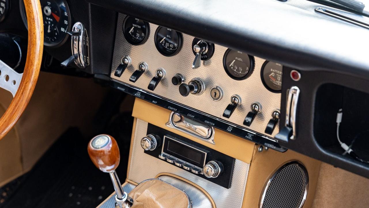 1963 Jaguar E-Type Series 1 3.8 Roadster