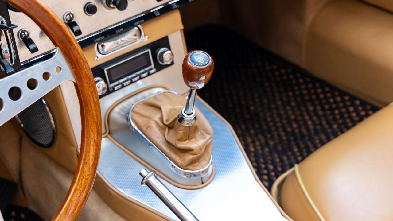 1963 Jaguar E-Type Series 1 3.8 Roadster