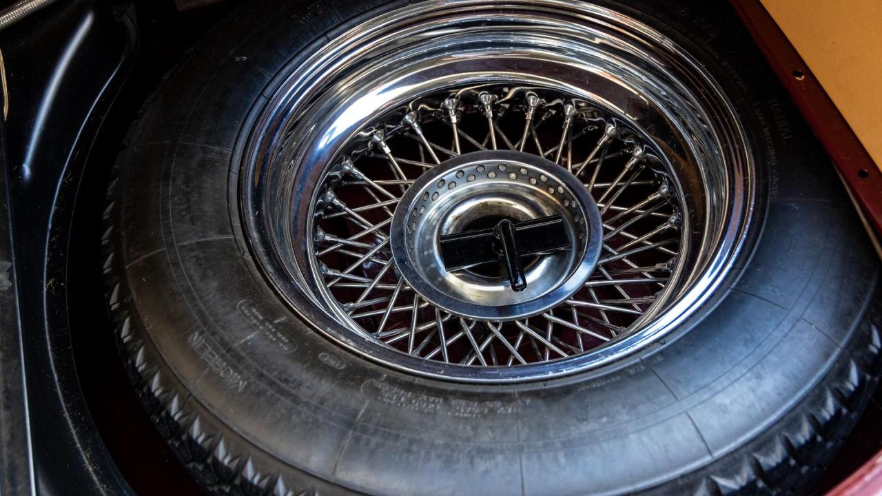 1963 Jaguar E-Type Series 1 3.8 Roadster