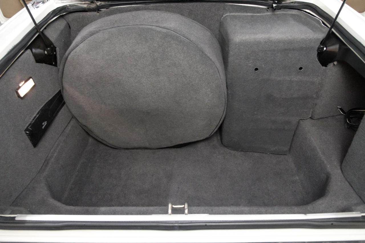 1995 Jaguar 4.0 6 cyl 33912 mile XJS