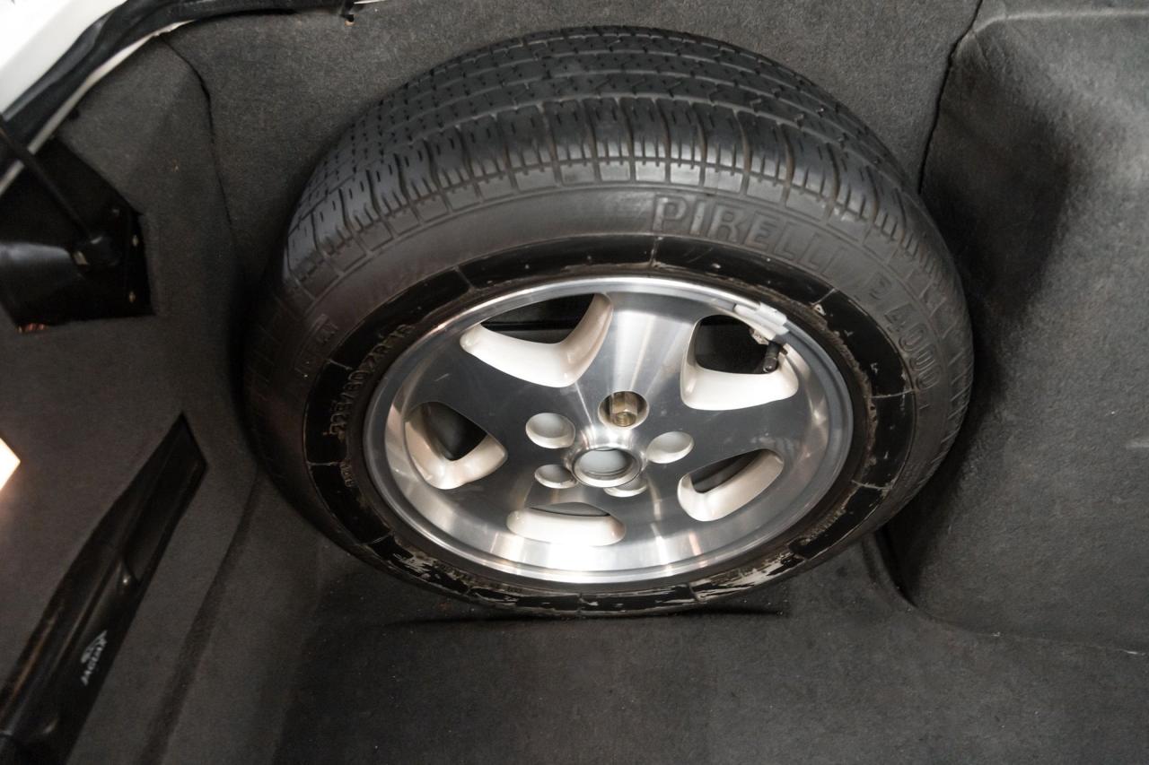 1995 Jaguar 4.0 6 cyl 33912 mile XJS