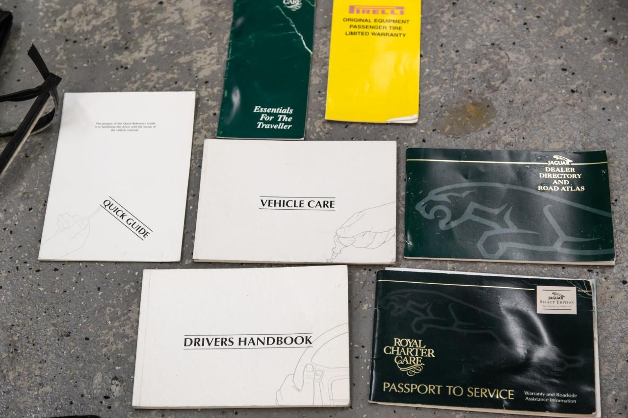 1995 Jaguar 4.0 6 cyl 33912 mile XJS