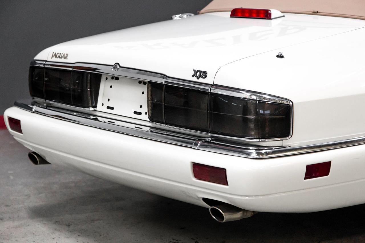 1995 Jaguar 4.0 6 cyl 33912 mile XJS