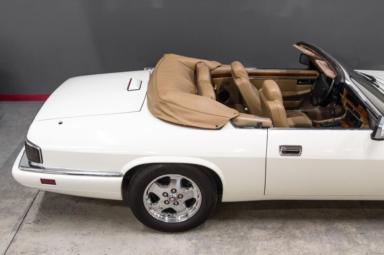 1995 Jaguar 4.0 6 cyl 33912 mile XJS
