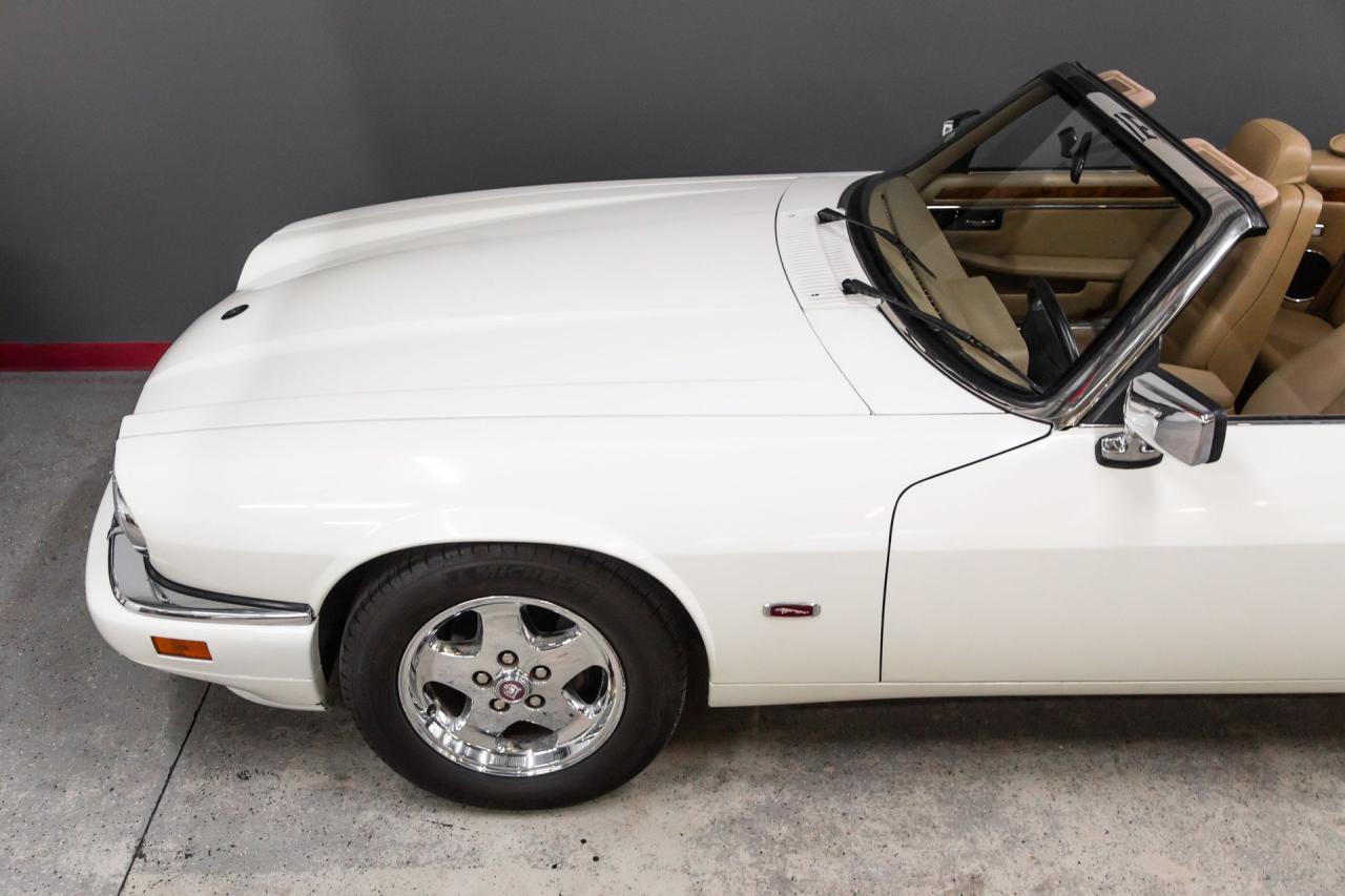 1995 Jaguar 4.0 6 cyl 33912 mile XJS