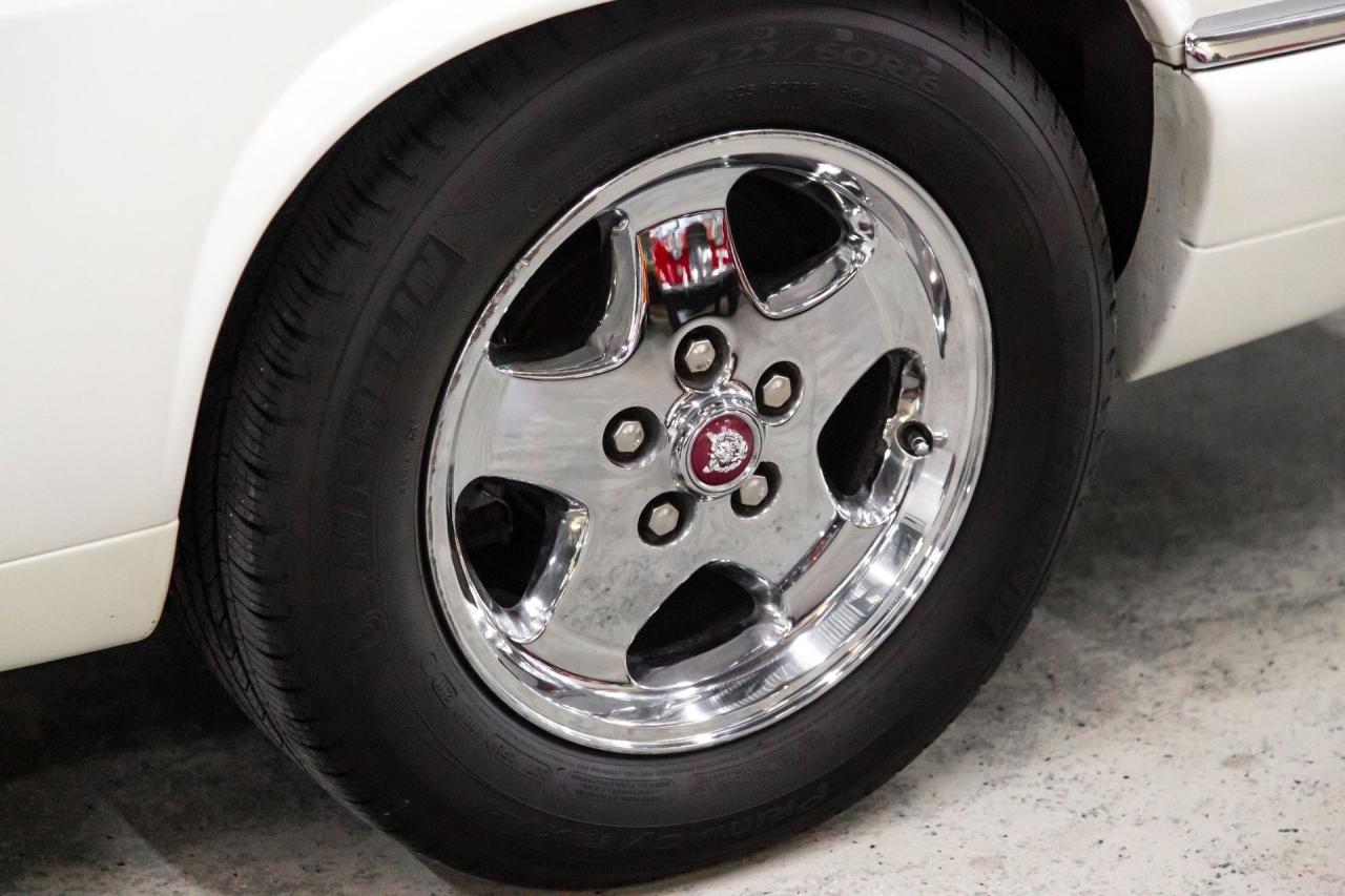 1995 Jaguar 4.0 6 cyl 33912 mile XJS