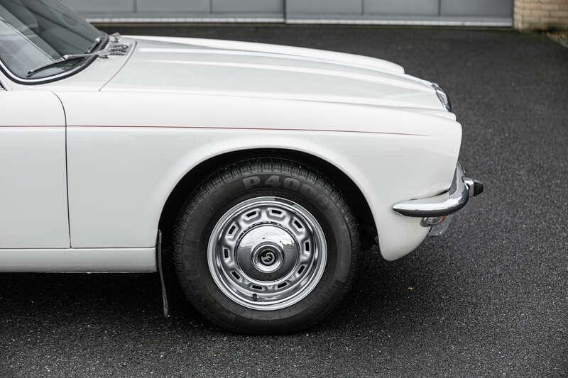 1976 Daimler SOVEREIGN SERIES II COUPE