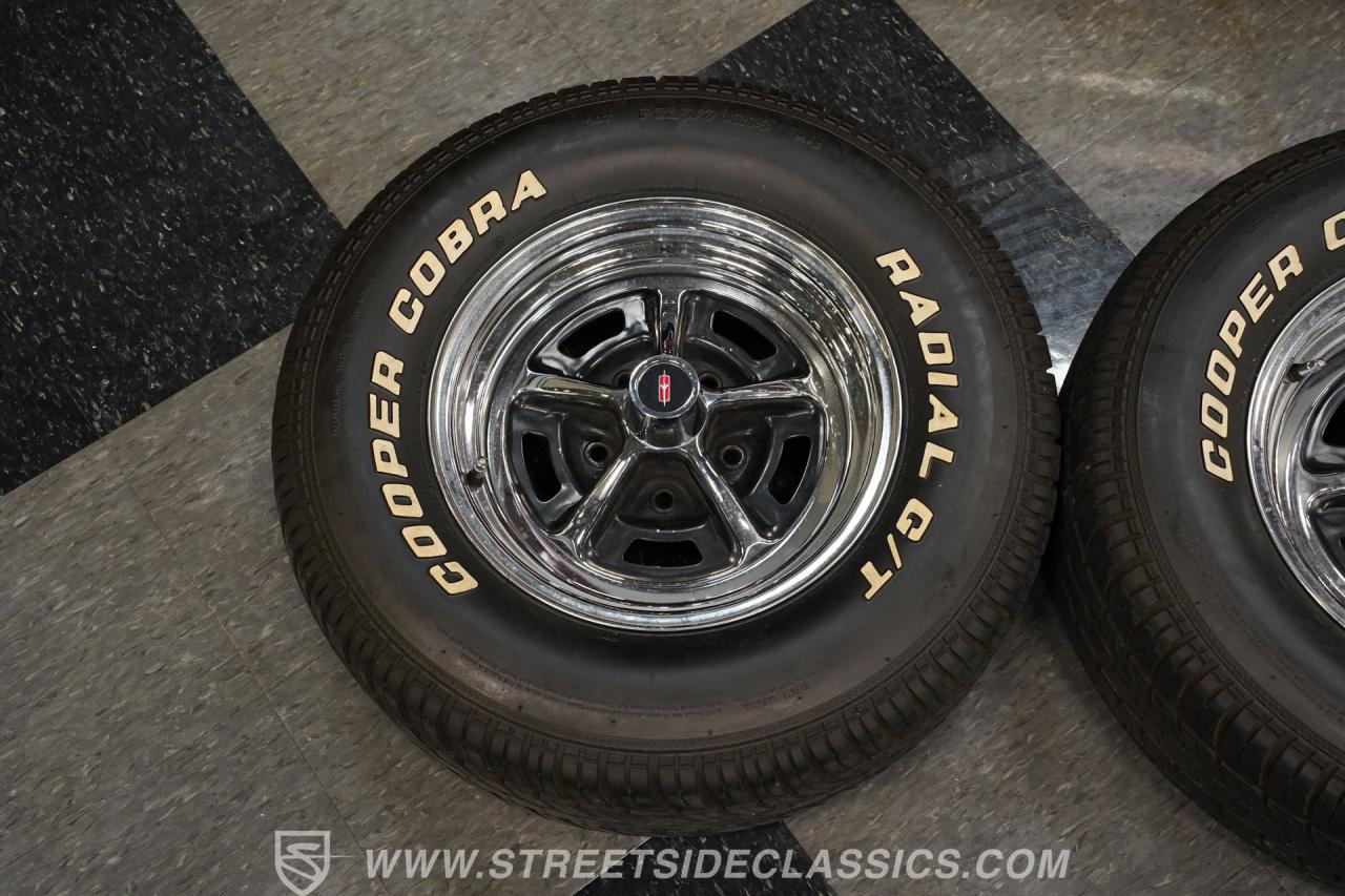 1972 Oldsmobile Cutlass Supreme Convertible