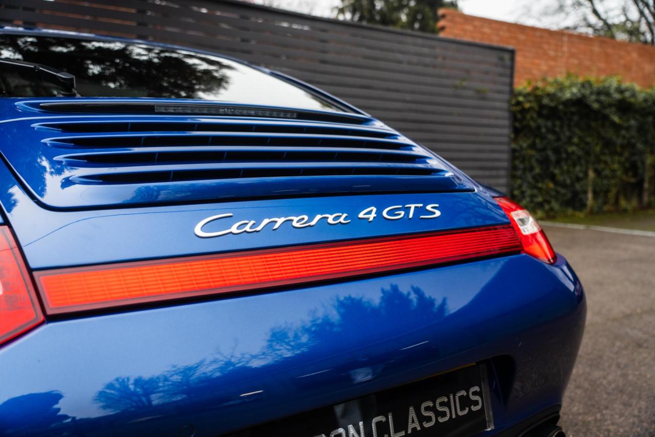 2011 Porsche 911 (997.2) CARRERA 4 GTS