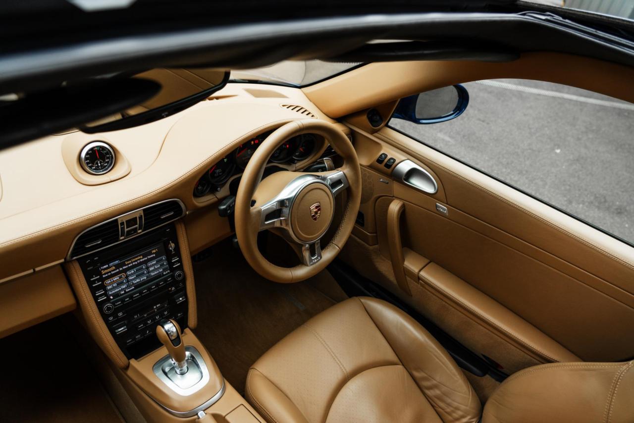 2011 Porsche 911 (997.2) CARRERA 4 GTS