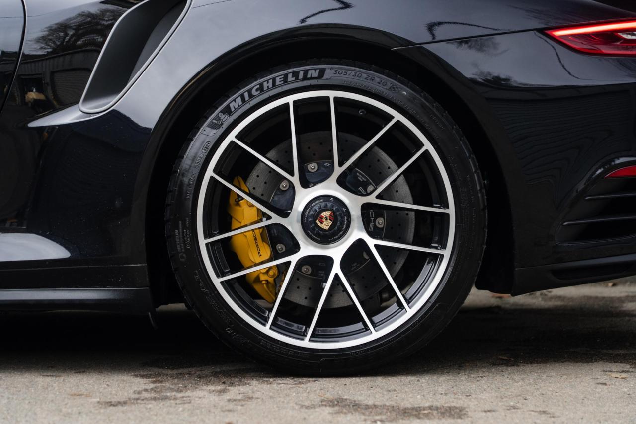 2017 Porsche 911 (991.2) Turbo S Coupe