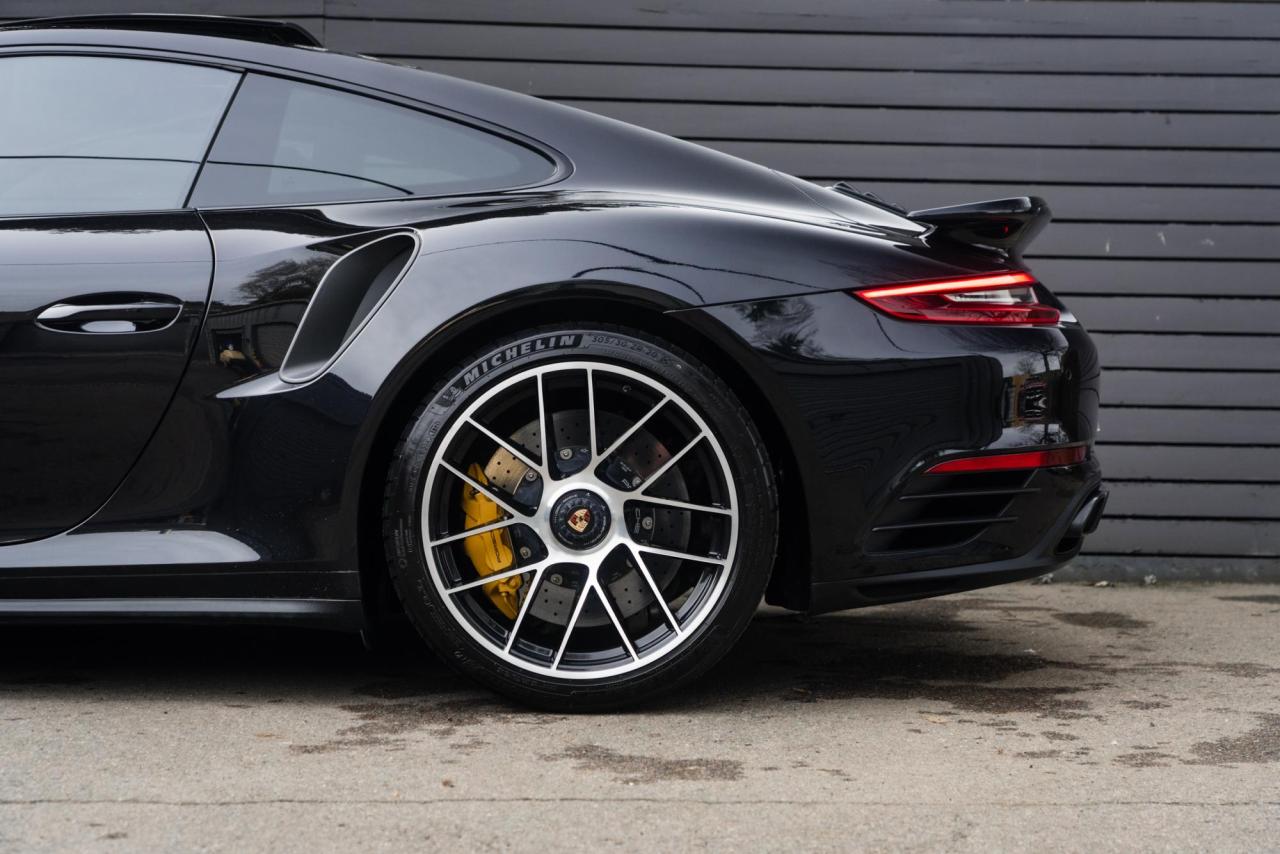 2017 Porsche 911 (991.2) Turbo S Coupe