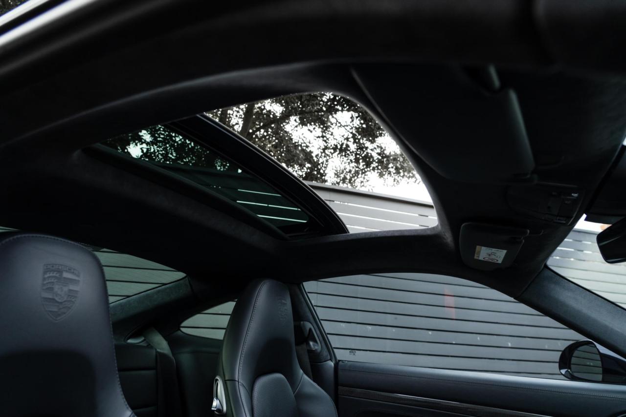 2017 Porsche 911 (991.2) Turbo S Coupe