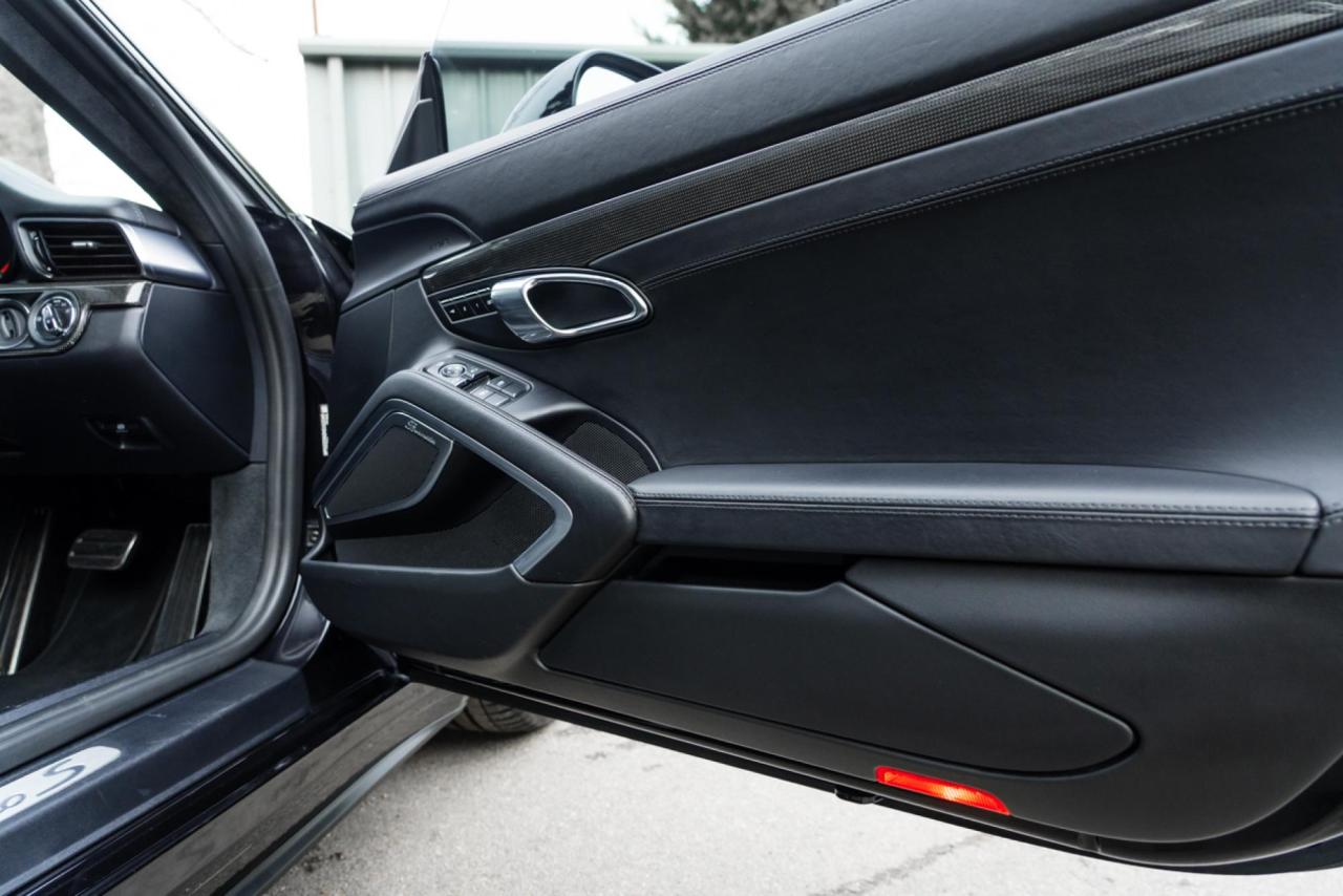 2017 Porsche 911 (991.2) Turbo S Coupe