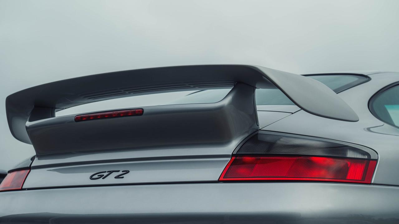 2001 Porsche 911 GT2