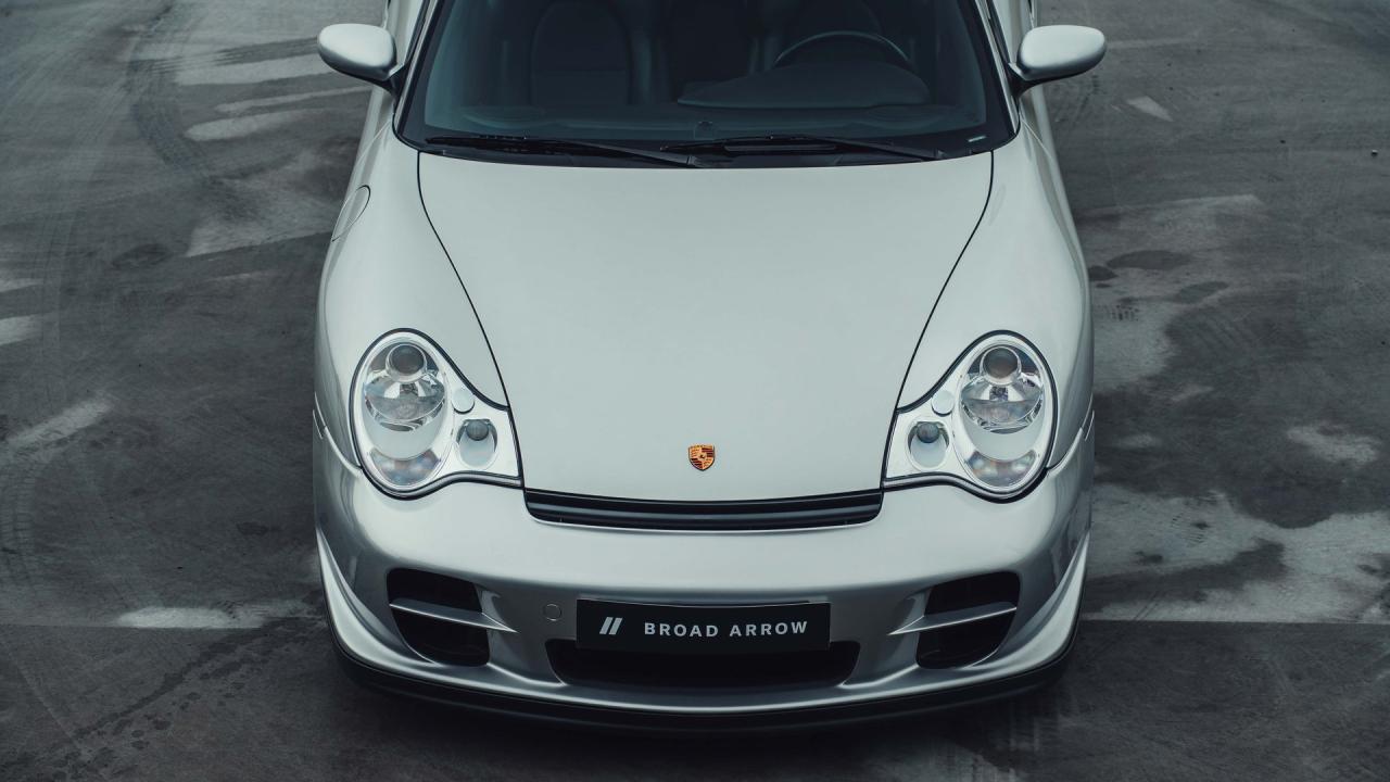 2001 Porsche 911 GT2