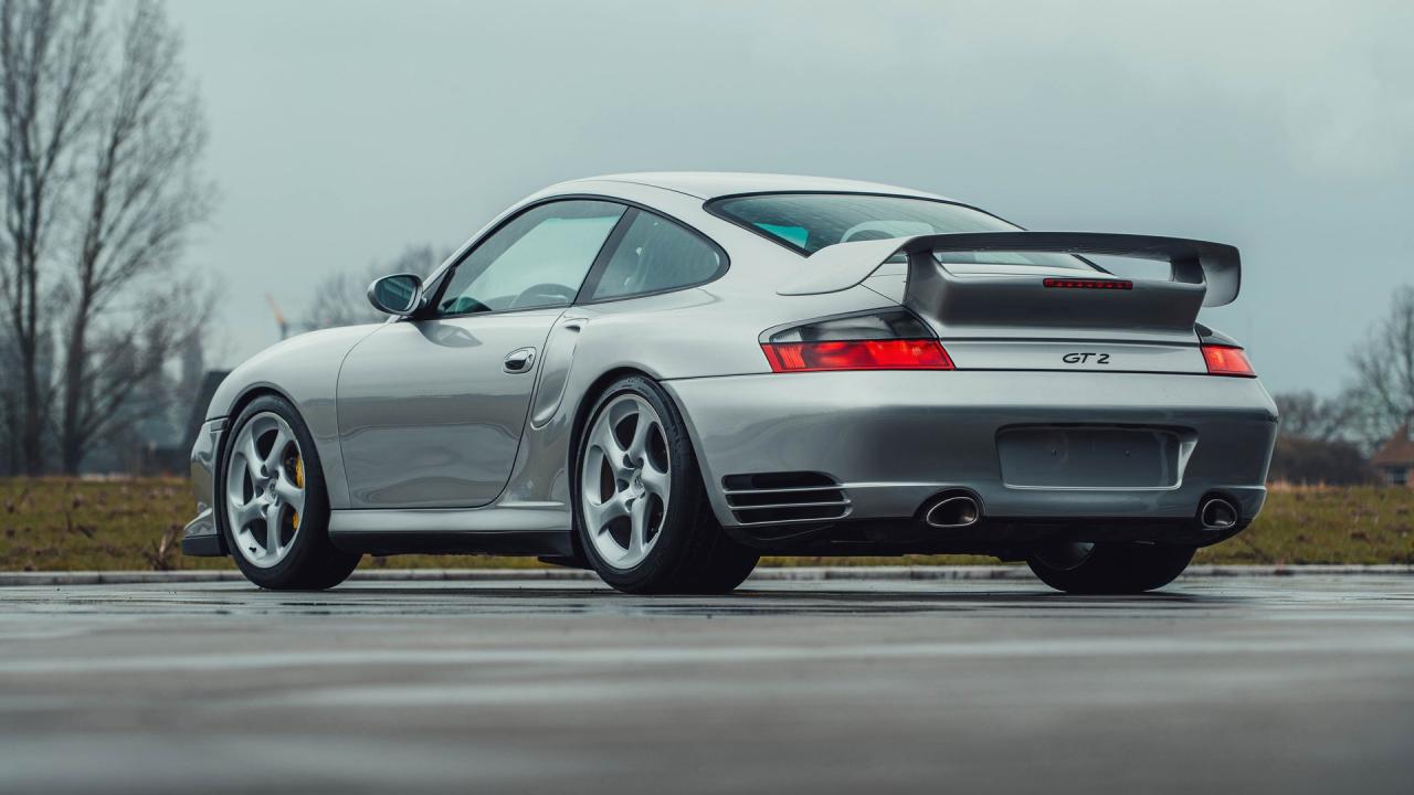 2001 Porsche 911 GT2