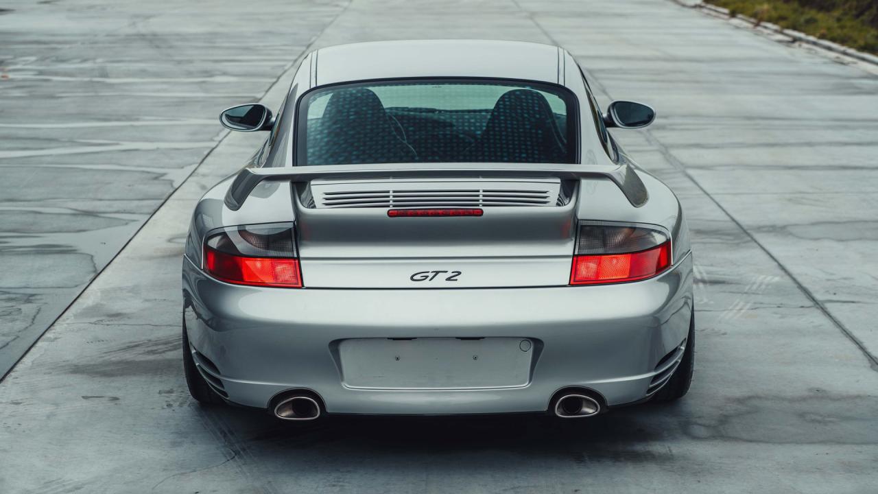 2001 Porsche 911 GT2