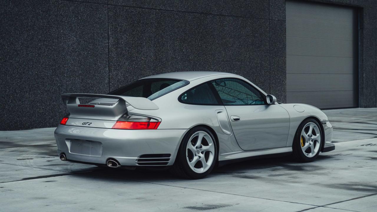 2001 Porsche 911 GT2