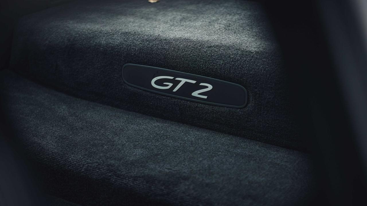 2001 Porsche 911 GT2