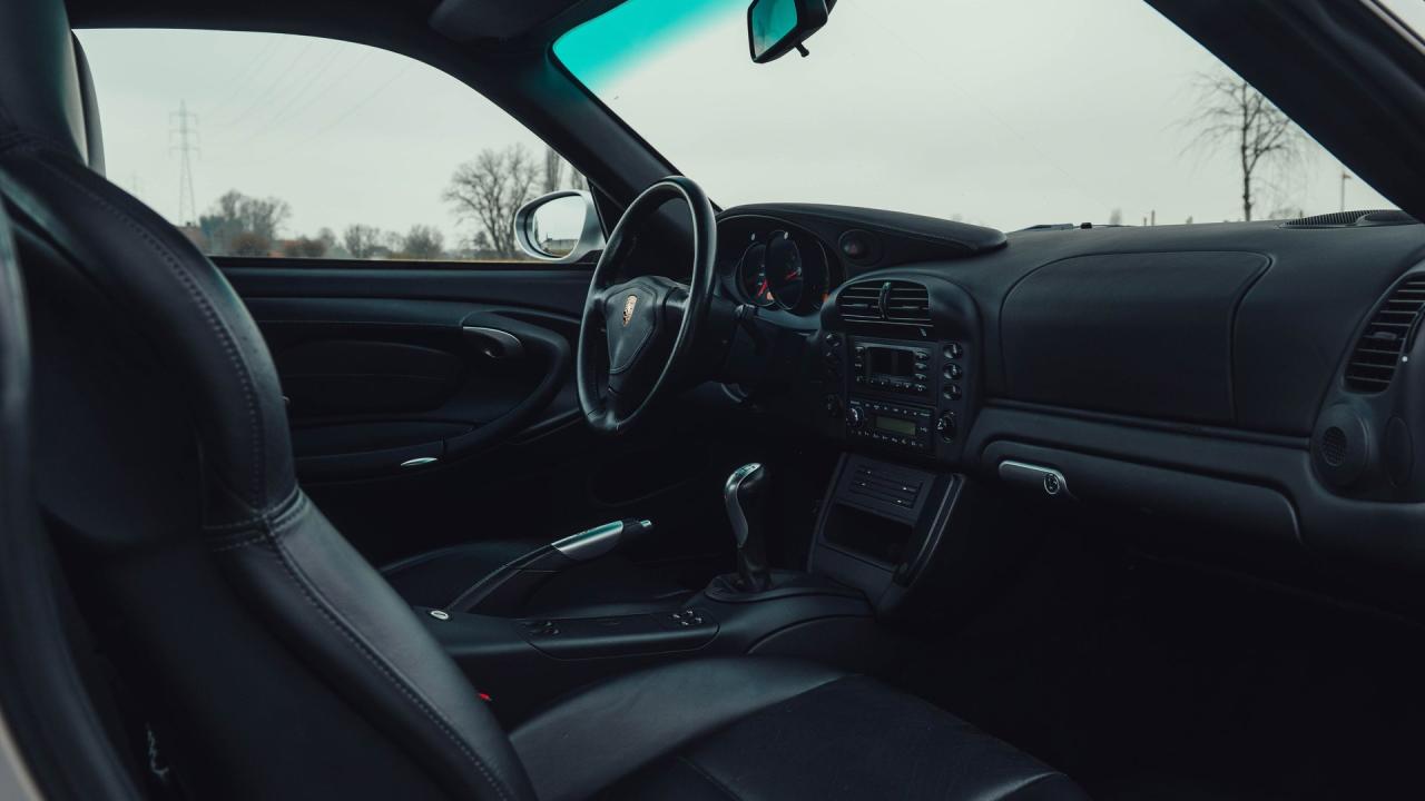 2001 Porsche 911 GT2