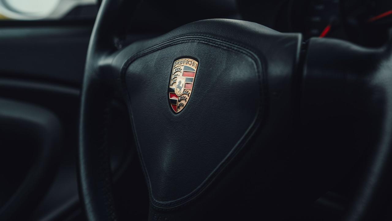 2001 Porsche 911 GT2