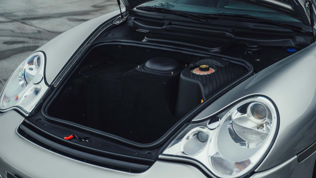 2001 Porsche 911 GT2