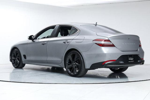 2023 Genesis G70