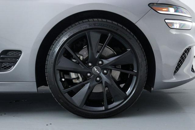 2023 Genesis G70