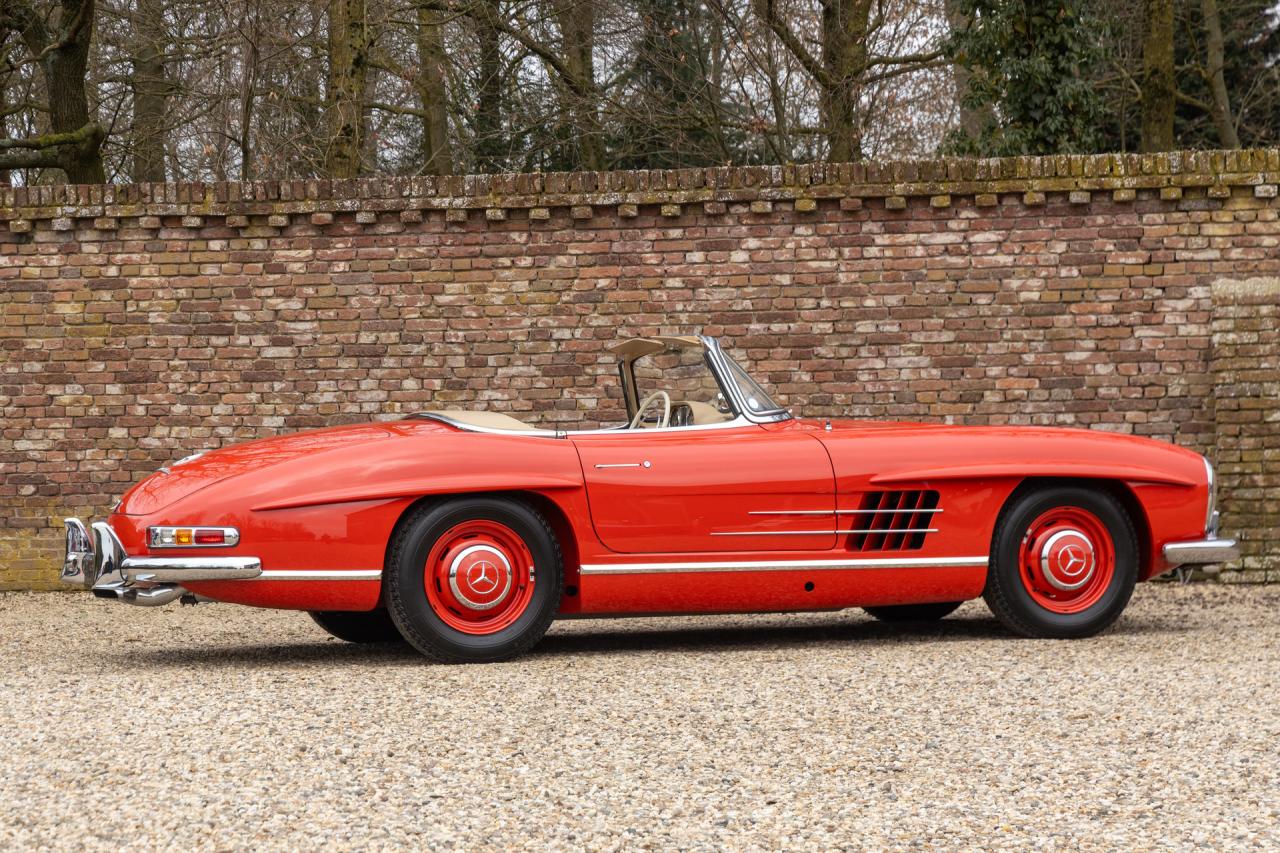 1962 Mercedes - Benz 300 SL Roadster &ldquo;One of 182 examples built in &rdquo;