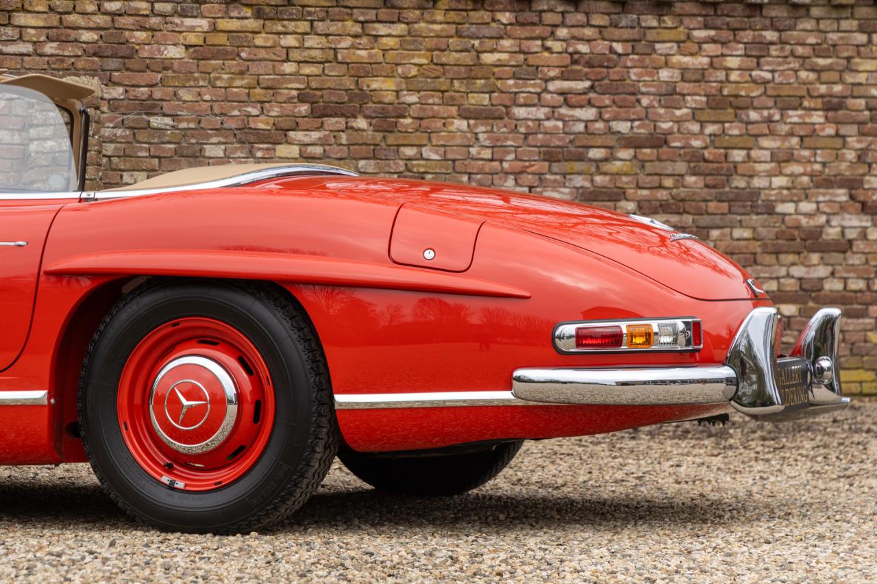 1962 Mercedes - Benz 300 SL Roadster &ldquo;One of 182 examples built in &rdquo;