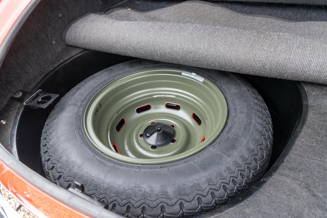 1962 Mercedes - Benz 300 SL Roadster &ldquo;One of 182 examples built in &rdquo;