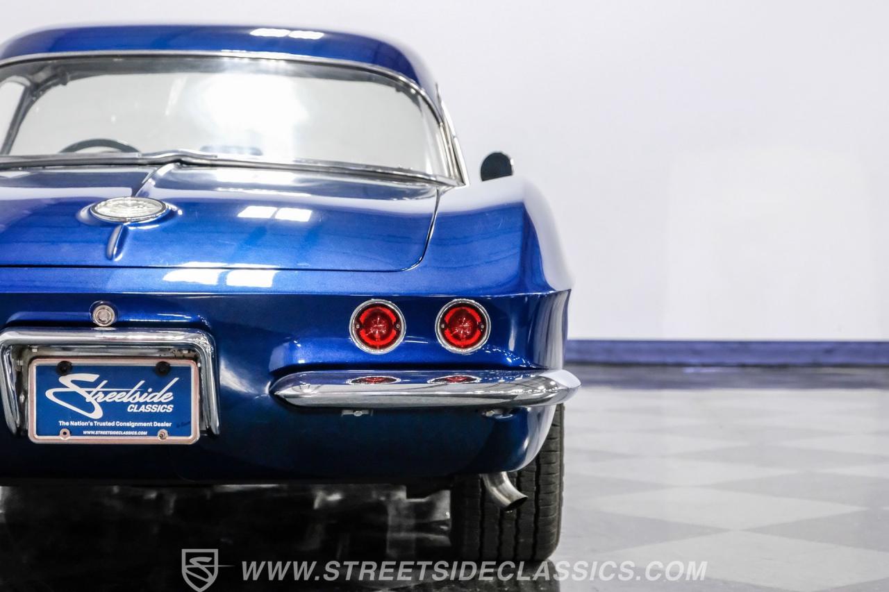 1961 Chevrolet Corvette Restomod