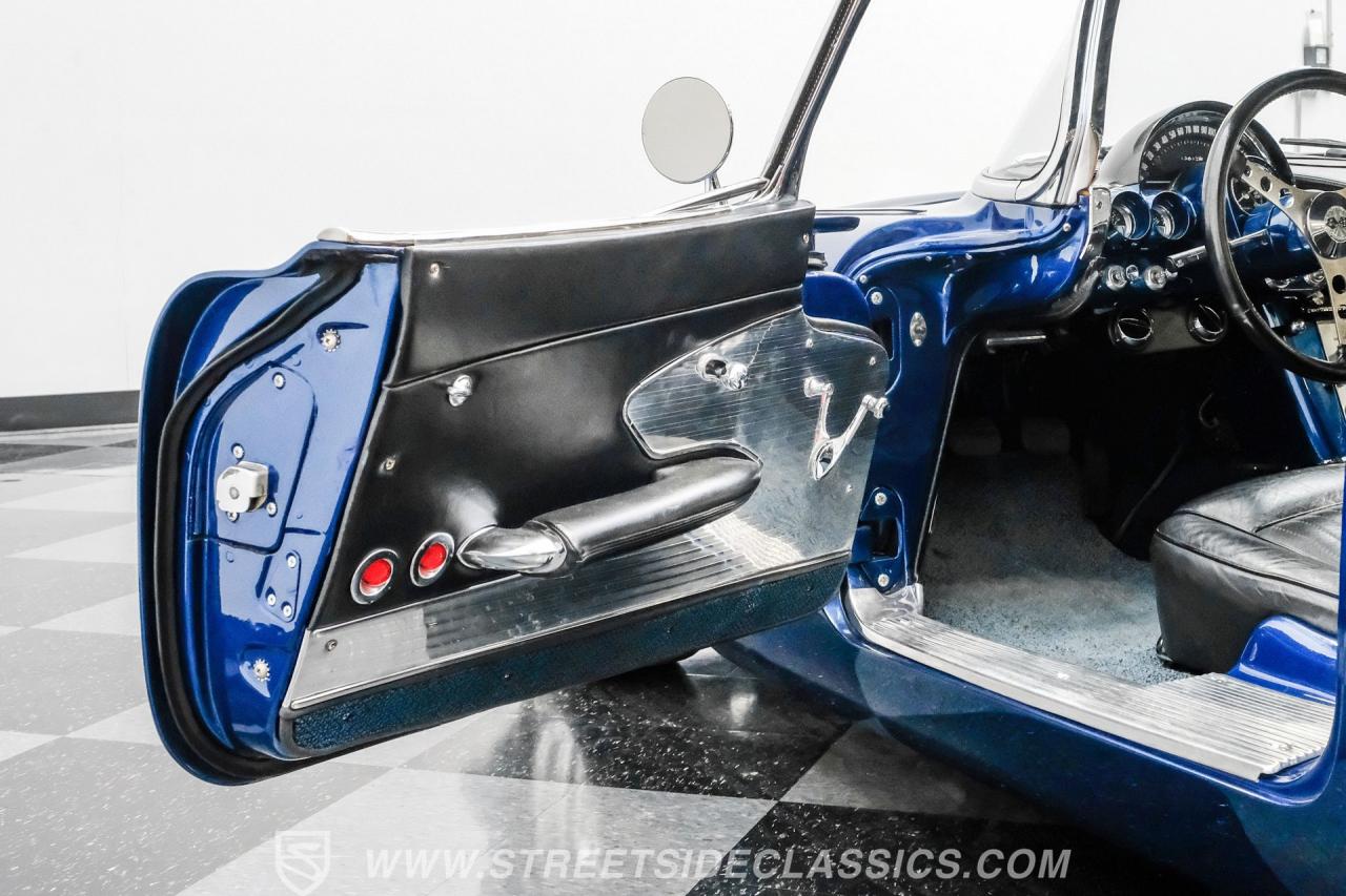 1961 Chevrolet Corvette Restomod