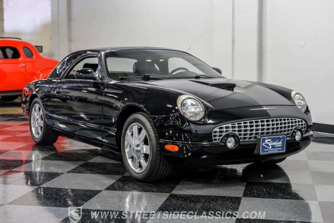 2002 Ford Thunderbird