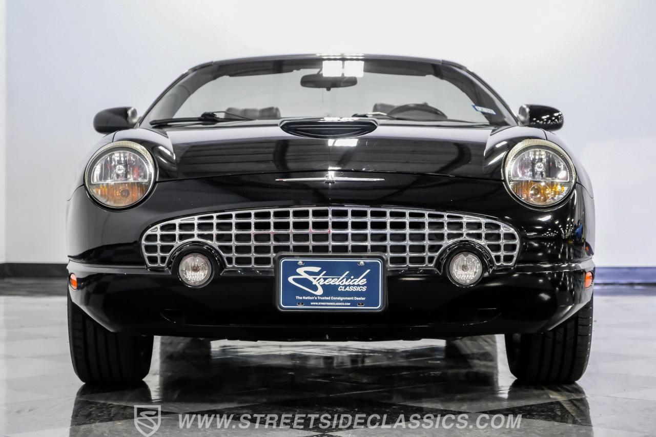 2002 Ford Thunderbird