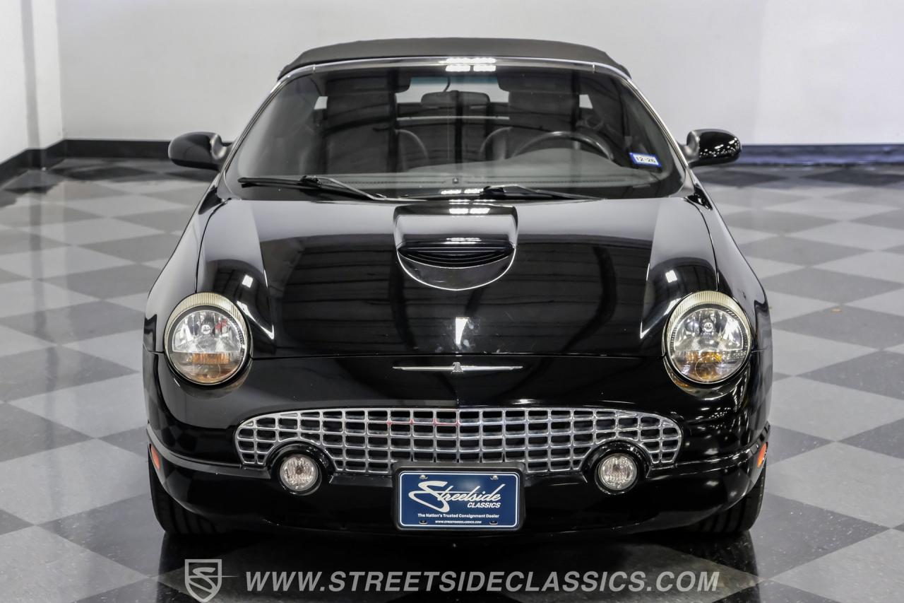 2002 Ford Thunderbird