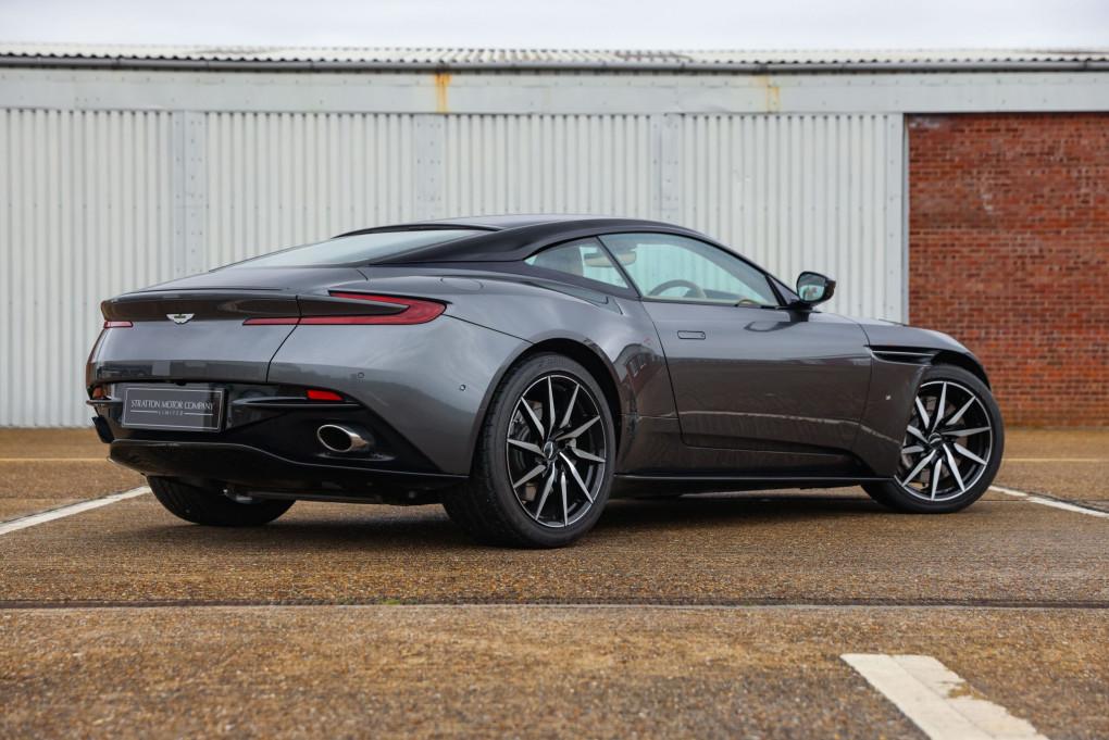 2017 Aston Martin DB11
