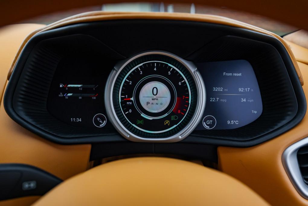 2017 Aston Martin DB11