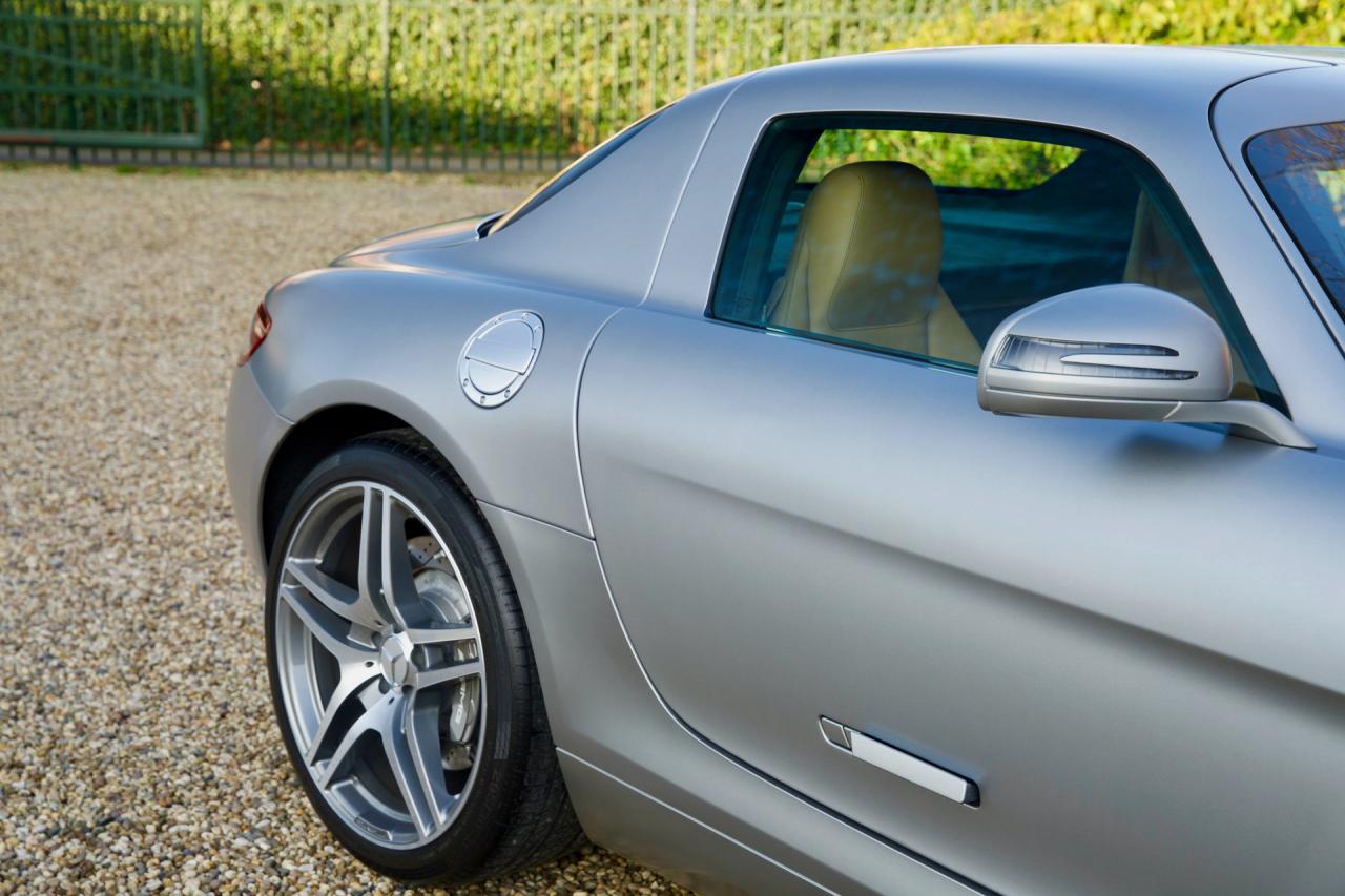 2011 Mercedes - Benz Mercedes Benz SLS AMG &ldquo;Designo&rdquo;