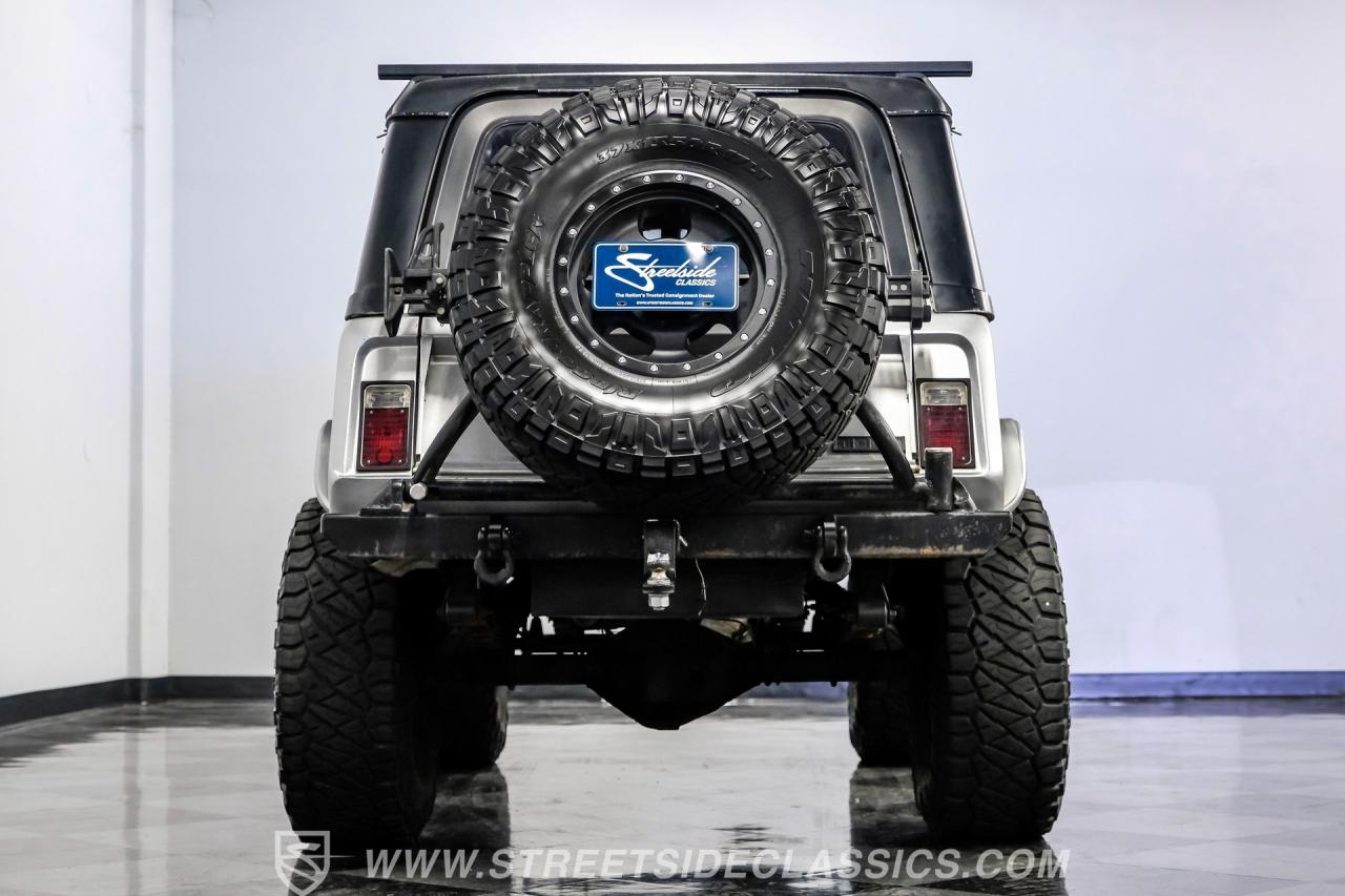 1970 Jeep Jeepster Commando Restomod