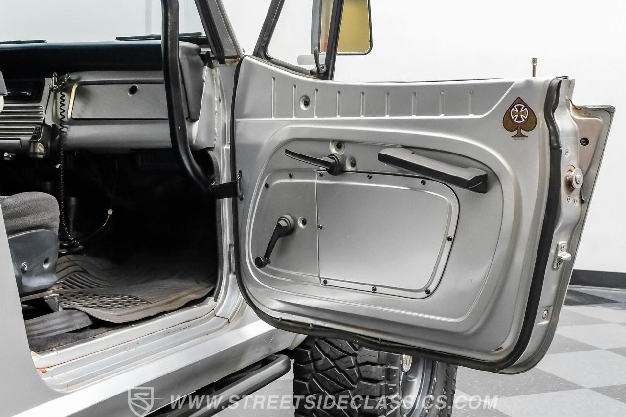 1970 Jeep Jeepster Commando Restomod