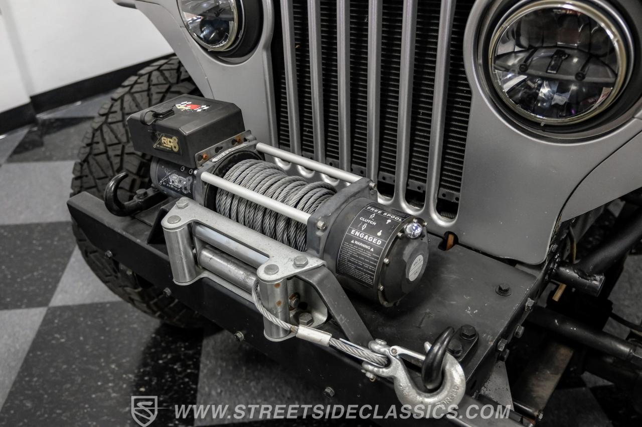 1970 Jeep Jeepster Commando Restomod