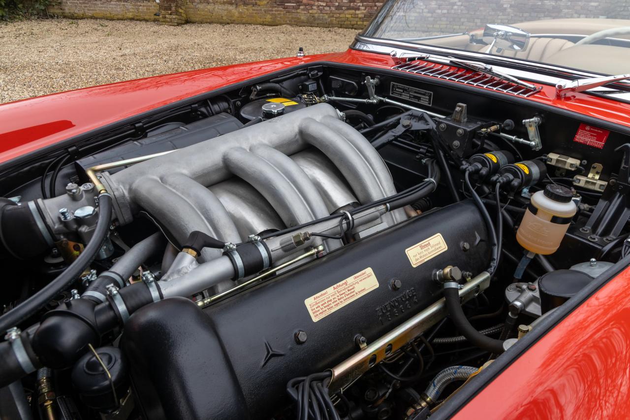 1962 Mercedes - Benz 300 SL Roadster &ldquo;Restoration by MB Classic Center in Fellbach&rdquo;
