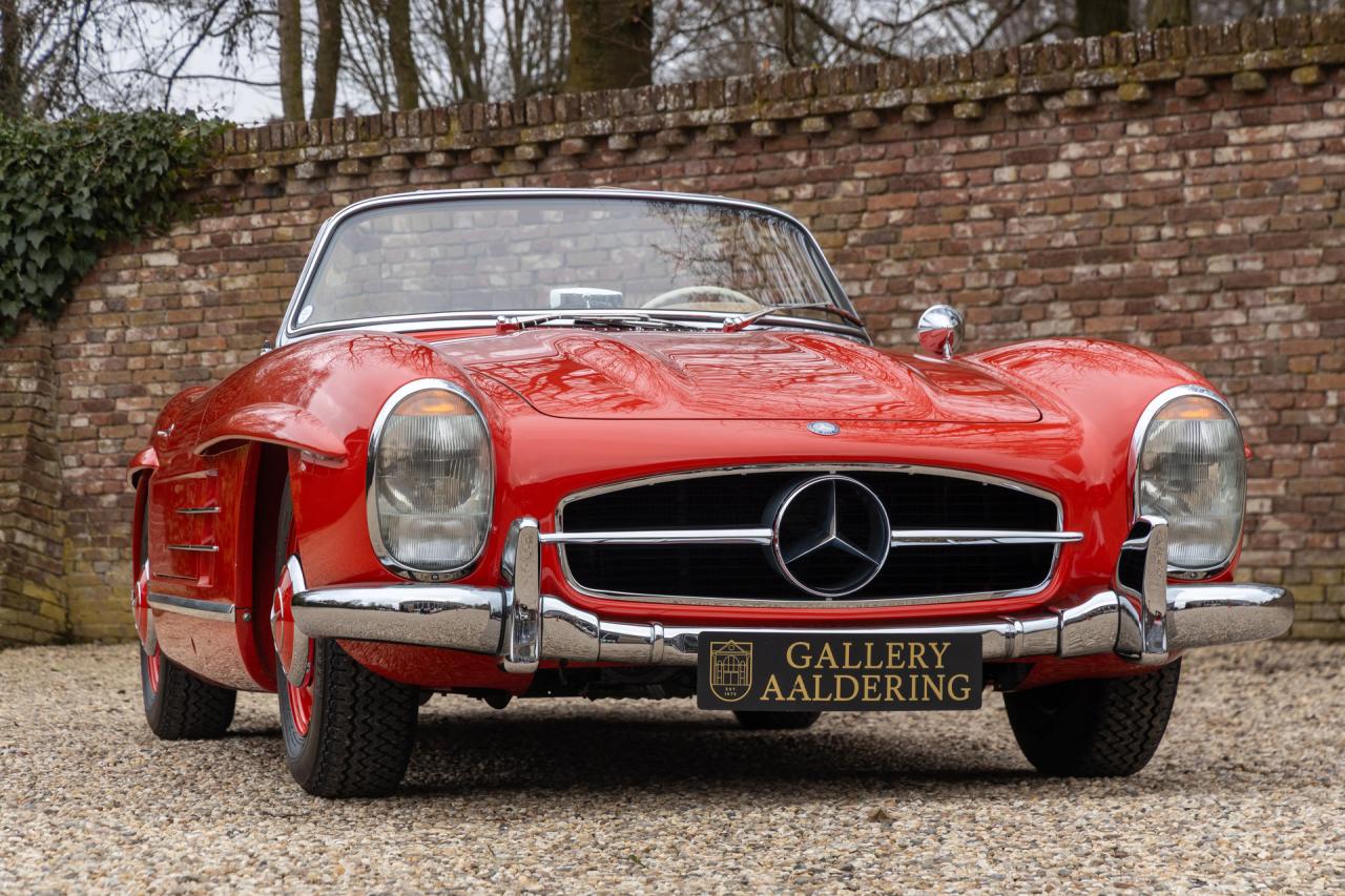 1962 Mercedes - Benz 300 SL Roadster &ldquo;Restoration by MB Classic Center in Fellbach&rdquo;