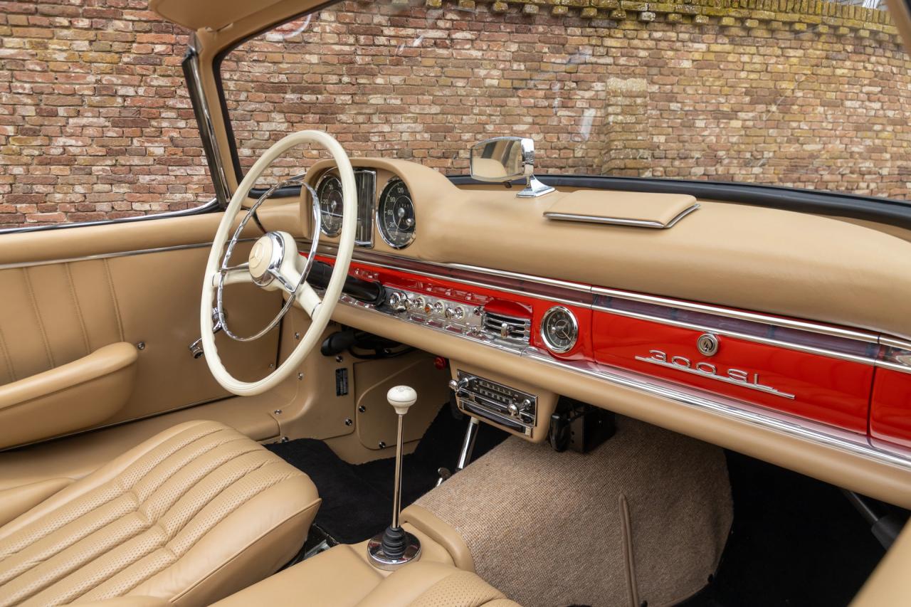 1962 Mercedes - Benz 300 SL Roadster &ldquo;Restoration by MB Classic Center in Fellbach&rdquo;