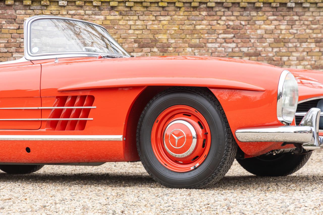 1962 Mercedes - Benz 300 SL Roadster &ldquo;Restoration by MB Classic Center in Fellbach&rdquo;