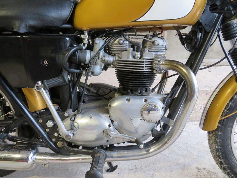 1972 Triumph T120R BONNEVILLE